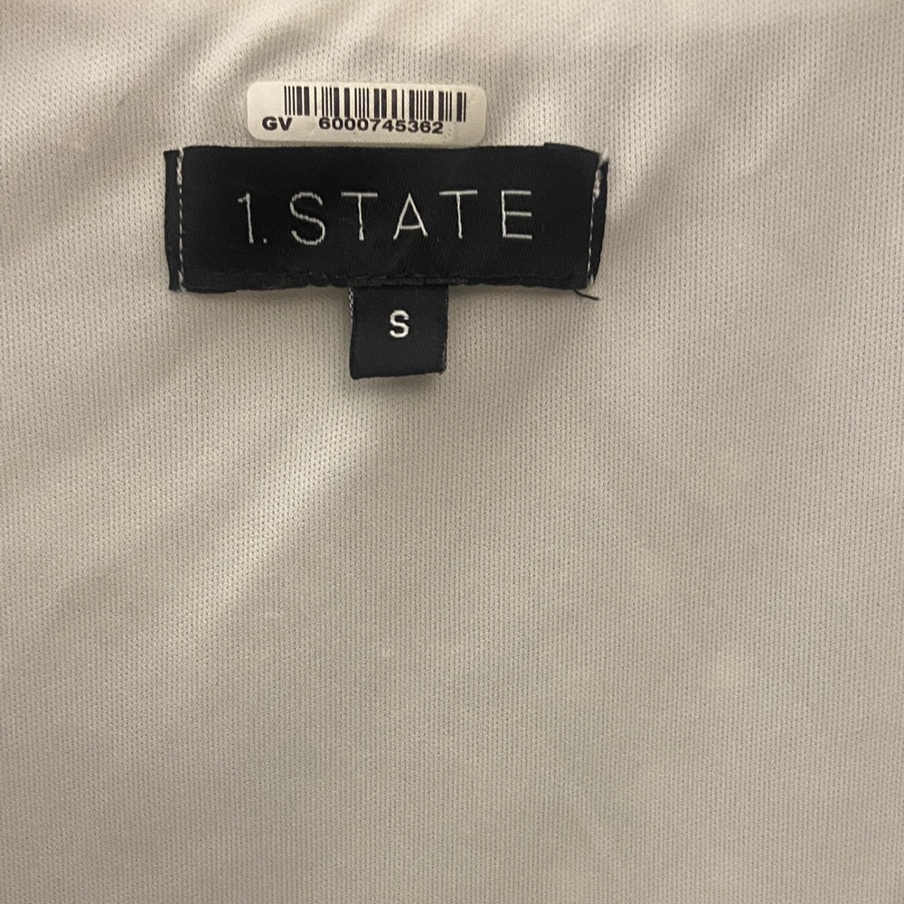 White Swiss-Dot Blouse with Ruffled Bell Sleeve, size S, 1.State brand - Picture 2 of 8